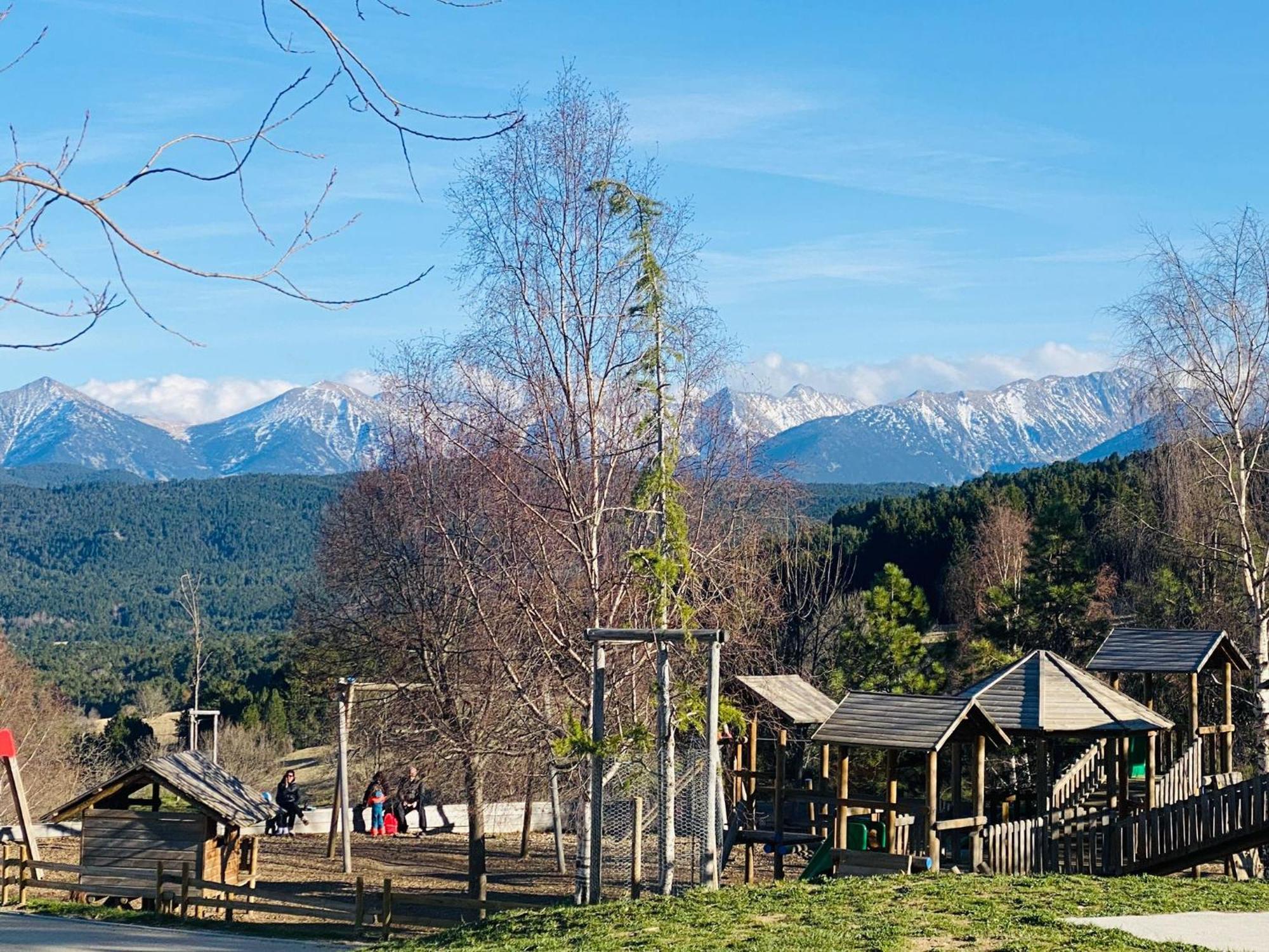 Chalet Pres Des Pistes Avec Vue Panoramique Les Angles  Exterior photo